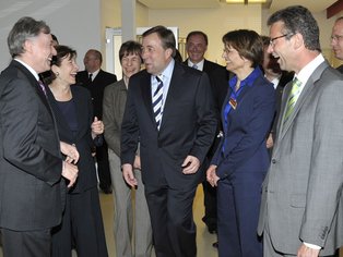 Begrüßung von Horst Köhler während seines Besuchs